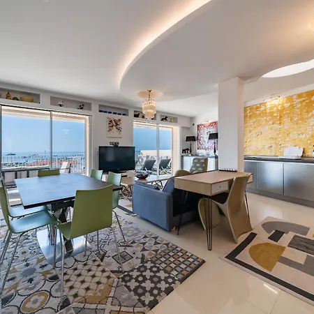Daire 4 Person With Sea View Croisette Cannes
