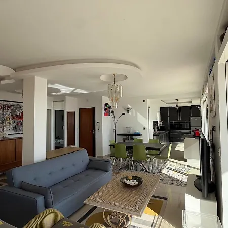 4 Person With Sea View Croisette Apartamento